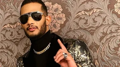 بـ24 قيراطاً.. محمد رمضان يكشف عن هاتف استثنائي يحمل بصمة "أسد" محمد رمضان