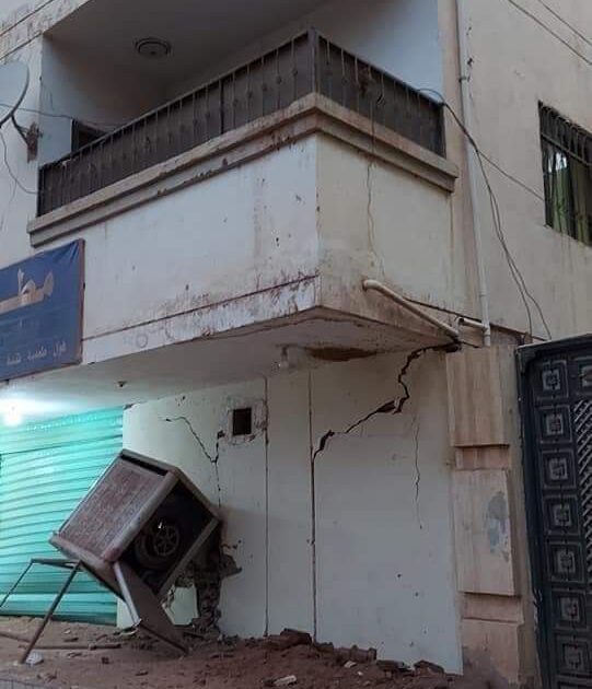 والي الخرطوم يوجه بالإسراع في إزالة “عمارة أركويت” FB IMG 1642519153797