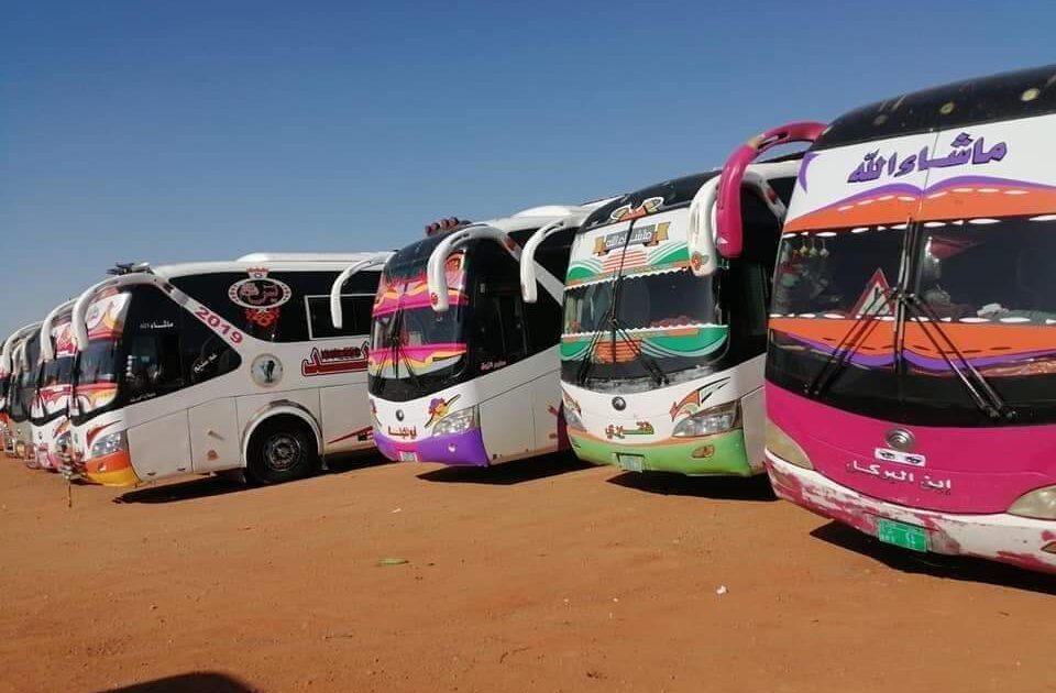 استئناف حركة المواطنين بالمعبر الجنوبي للخرطوم البصات السفرية