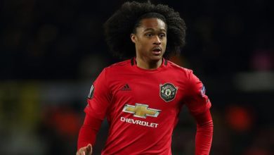 سرقة لاعب مانشستر يونايتد تحت تهديد السلاح تاهيت تشونج