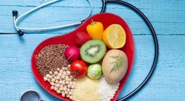 عالجت مرضى بأدوية مغشوشة.. خبيرة تغذية تثير جدلاً في مصر تغذية