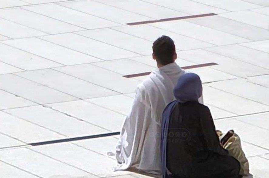بعد اجتياحها مواقع التواصل..تعرف على صاحبة الصورة في المسجد الحرام و ما قصتها حج عمرة