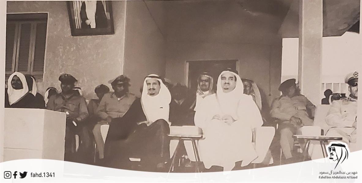صورة تجمع الملك سلمان بالملك فهد في حفل بكلية قوى الأمن الداخلي قبل 56 عامًا 34e7d76a f446 4567 9e63 1cd326d01435