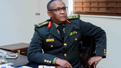 مستشار البرهان: التحرّكات ضدّ السودان ستتحطّم عن صخرة إرادة الأغلبية الصامتة FB IMG 1649701237969