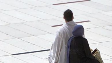 بعد اجتياحها مواقع التواصل..تعرف على صاحبة الصورة في المسجد الحرام و ما قصتها حج عمرة