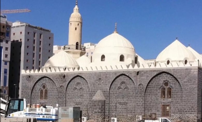 مشاهد مهيبة لإقبال الزوار على مسجد الغمامة للاستمتاع بالأجواء الإيمانية مسجد الغمامة