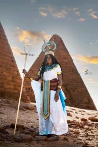 إبداع مصور سوداني يوثق شخصية ملكة كوش الكنداكة أماني ريناس FB IMG 1653503058970
