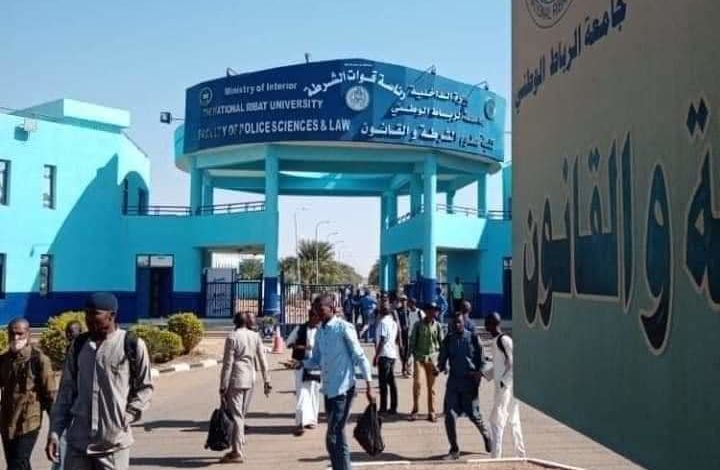 عودة الدفعة (70) الملقبة بالدفعة المتمردة إلى كلية الشرطة بعد موافقة مجلس السيادة IMG 20220501 WA0000