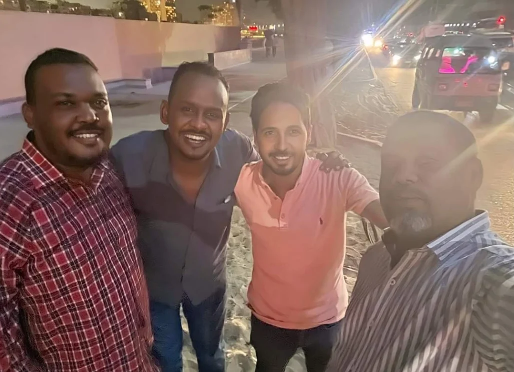 مصري يعيد هاتف لسوداني