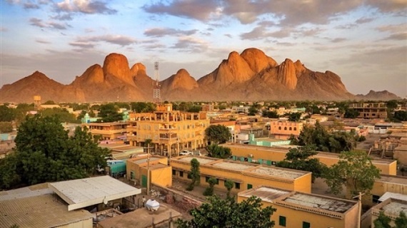 تَوَقُّف العمل بدواوين الخدمة المدنية بولاية كسلا والحكومة تعد بصرف راتب مايو وتدعو العاملين لرفع الإضراب 1640260155 كسلا 1
