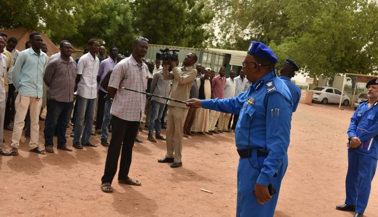 السودان..قرار إعادة منسوبي الشرطة السابقين يدخل حيّز التنفيذ 287787631 1157974664769836 8660727133247847760 n 750x430 1