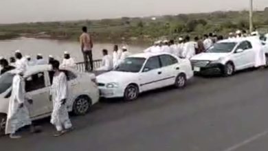 أوقف سيارته و قفز في النيل..انتحار مواطن سوداني من أعلى كبري الحلفايا بالخرطوم بحري FB IMG 1655148530794
