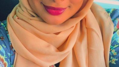 الناشطة مهاد عصام الدين (ميمي) تنشر صوراً لها بنظارة طبية و تعلق: “بقيت عموش” FB IMG 1656323627744 780x470 1