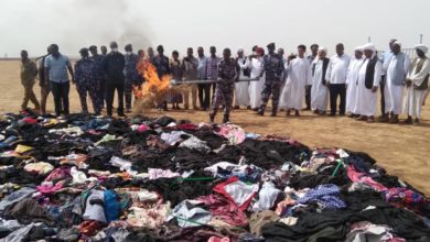 ابادة كميات كبيرة من السلع المهربة والمنتهية الصلاحية بكسلا IMG 20220623 WA0020