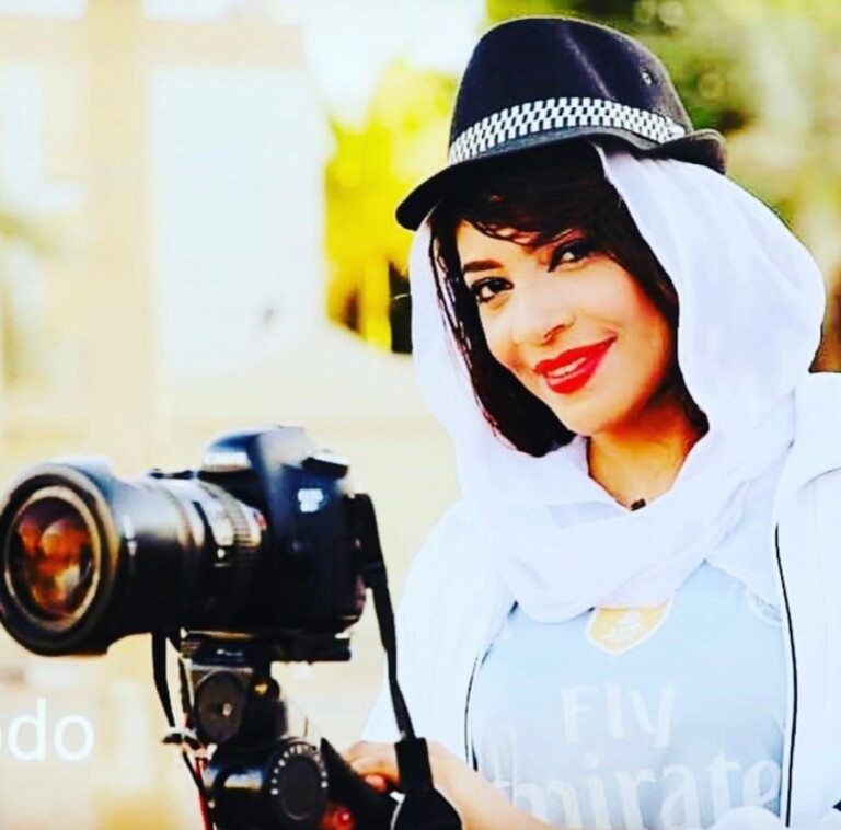 غياب “سهام عمر” عن فضائية قناة البلد يثير التساؤلات وسط جمهورها IMG 20220505 WA0000 768x758 1