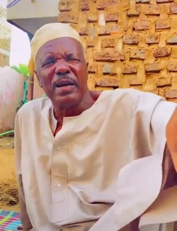 شاهد بالفيديو.. أب سوداني لـ 23 طفلاً يشكو الضائقة المعيشية يثير التعاطف على منصات التواصل VideoCapture ٢٠٢٢٠٧١٦ ٢٣٠٣٥٧