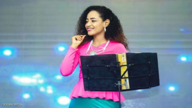 الفنانة منى مجدي 768x432 1