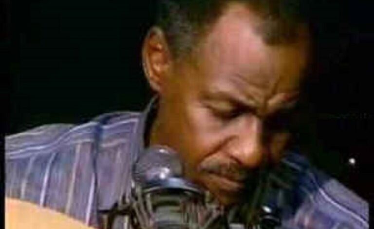 شاهد : شمت نور يكذب شائعة وفاته بمقطع فيديو يحصد الاعجاب ويحقق مشاهدة عالية شمت 768x538 1