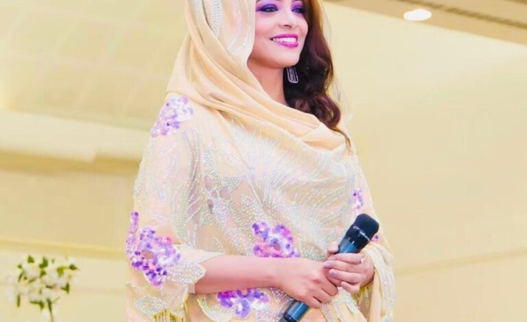 شاهد بالصور: المذيعة سهام عمر تأسر قلوب متابعيها بأجمل إطلالة IMG 20220815 WA0004 768x651 1