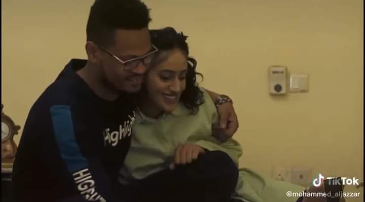 الفيديو الترند..الموديل آية آفرو تقع في أحضان محمد الجزار و لحظات رومانسية تثير الجدل على مواقع التواصل الإجتماعي الجزار و اية افرو