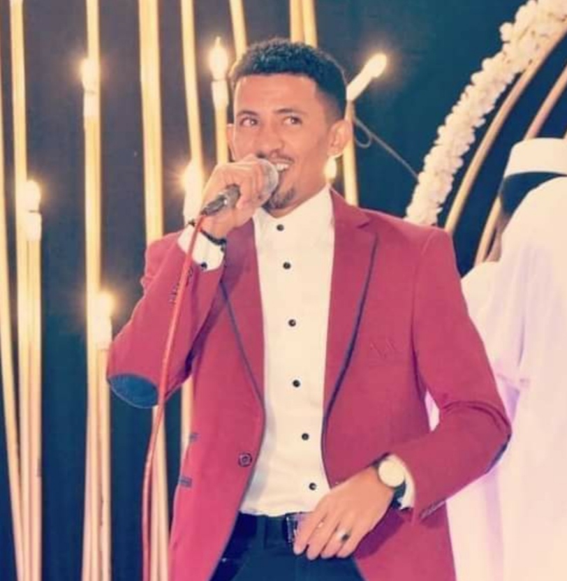 بالفيديو.. فنان سوداني: “أنا ممكون وصابر” الفنان علي الشيخ