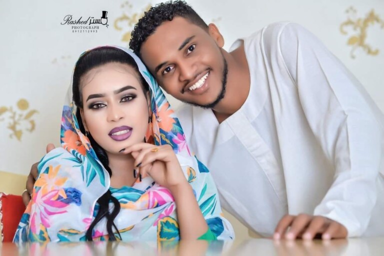 شاهد بالفيديو.. الفنانة إيمان الشريف تبهر المتابعين بإطلالة جديدة مع زوجها ايمان وايهاب4 768x512 1