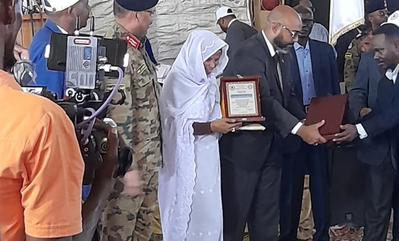 تعرف على اول امراة سودانية تعمل في الخدمة المدنية والسكة الحديد تكرمها ٢٠٢٢٠٩٢٧ ١١٤٠١٥ 780x470 1