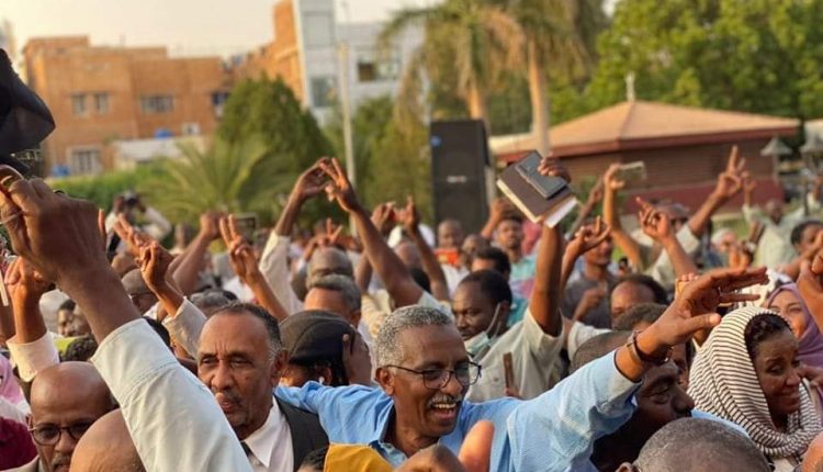 حزب البعث : النائب العام صادق على إطلاق سراح وجدي صالح بالضمانة وجدي صالح