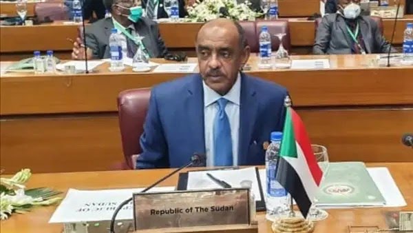الخارجية توجه اتهاما الى الدعم السريع بحجز شاحنات الإغاثة التابعة لليونسيف وزير الخارجية علي الصادق