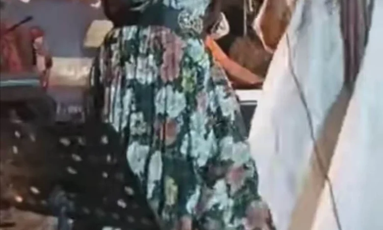 شاهد بالصورة والفيديو.. فنانة جنوبية تدهش المطربة ملاذ غازي وتبهر الجمهور بترديدها للأغنية الرائعة (آخر المطاف) بصوت طروب 317526839 9089955667696647 643770830174128413 n