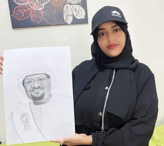شاهد بالصورة.. الرسامة الحسناء تعود لإثارة الجدل على مواقع التواصل برسم لوحة لشيخ الأمين وساخرون: (كان ترسميها بدري شوية عشان يسفرك معاهو قطر) 321298845 6169225466442399 8310569786931734320 n