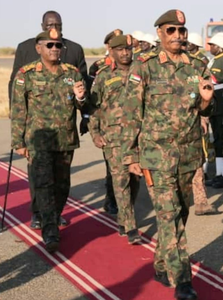 الجيش السودانى البرهان اللبس المموه