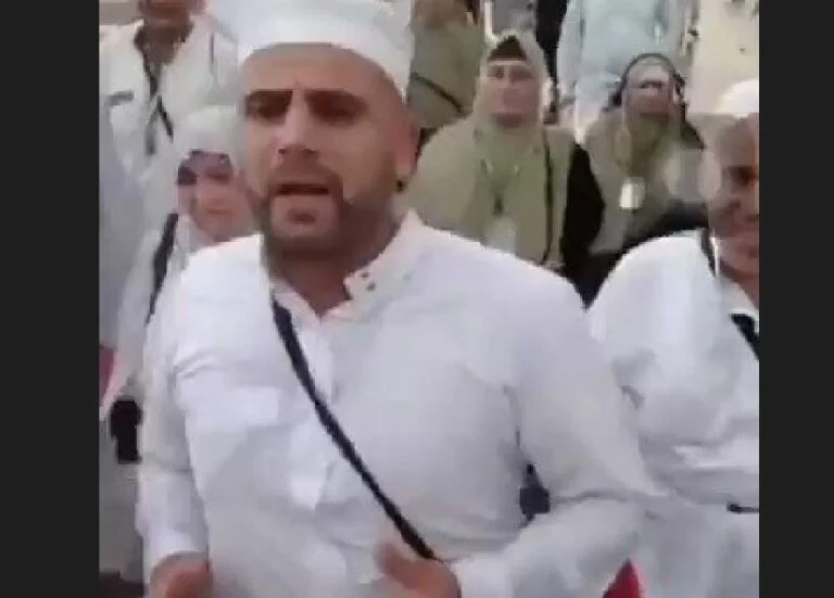 حاج يدعو الله لتزويج الحجاج على نسائهم في لقطة طريفة أثارت الجدل AFA981FA 10F4 4056 A3BF 085B1F7D008A