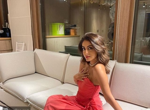 فيديو تحرش لفظي بالفنانة السعودية جود عزيز .. أحلي ماشية دي ولا ايه جود عزيز