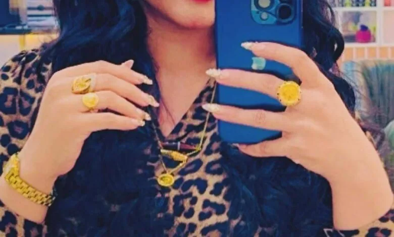 شاهد بالصور.. حسناء الإعلام السوداني رشا الرشيد تبهر الأسافير بإطلالة ساحرة وتقول: (قمت بتغيير “اللوك” الخاص بي لأنني كنت أمر بفترة صعبة والظروف في مصر متاحة لعمل “اللوك” المناسب) رشا الرشيد4 780x470 1 jpg