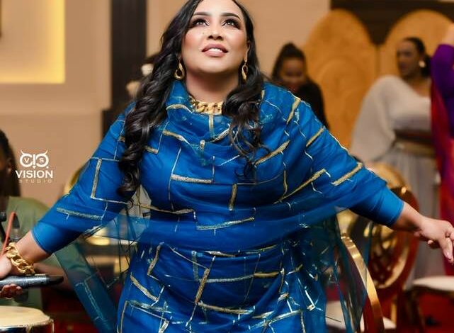 شاهد بالفيديو.. الفنانة هدى عربي تستعرض جمالها وأناقتها بنيولوك جديد ومتابعون: (عاجباك روحك شديد يا سلطانة) هدى عربي ترقص - شاهد بالفيديو.. الفنانة هدى عربي تستعرض جمالها وأناقتها بنيولوك جديد ومتابعون: (عاجباك روحك شديد يا سلطانة)