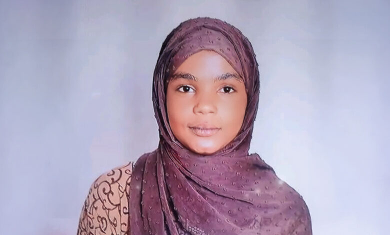 منحة دراسية كاملة للطالبة شمس الحافظ عبد الله 8987645س 1735413787 - منحة دراسية كاملة للطالبة شمس الحافظ عبد الله
