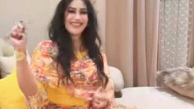 IMG 20241211 214110 - شاهد بالفيديو.. حسناء سودانية فائقة الجمال تستعرض جمالها بوصلة رقص مثيرة والجمهور يتغزل ويصفها بالكعكة السكرة