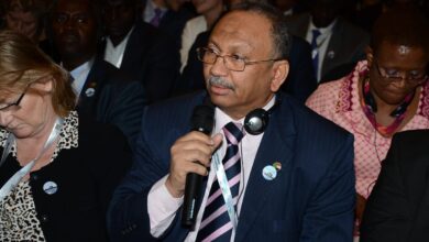 عصام عوض سفير السودان سلطنة عمان - سفير السودان الجديد يصل سلطنة عمان