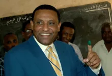 كامل ادريس
