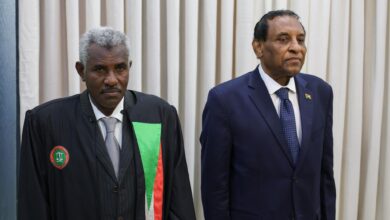كامل ادريس - رئيس الوزراء يُعلن قرب عودة المجلس الطبي وتيسير إجراءات تسجيل الأطباء