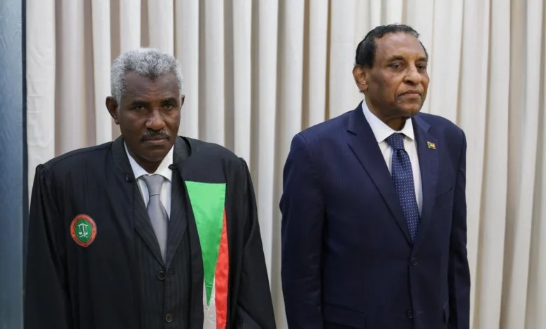 رئيس الوزراء يُعلن قرب عودة المجلس الطبي وتيسير إجراءات تسجيل الأطباء كامل ادريس