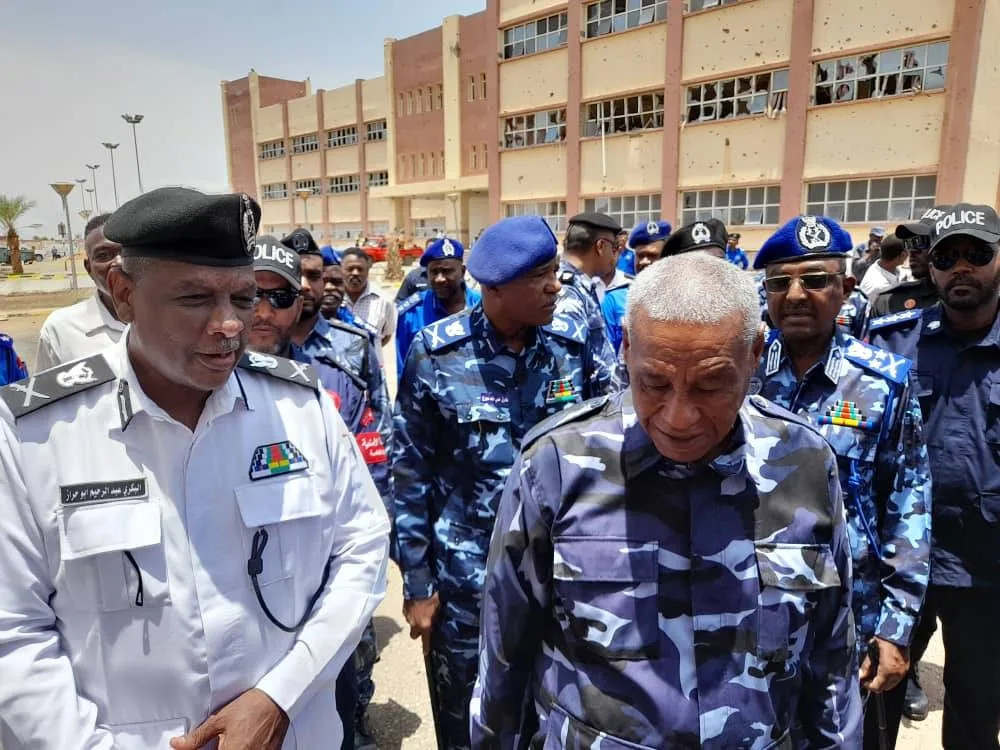 وزير الداخلية مجمع خدمات الجمهور