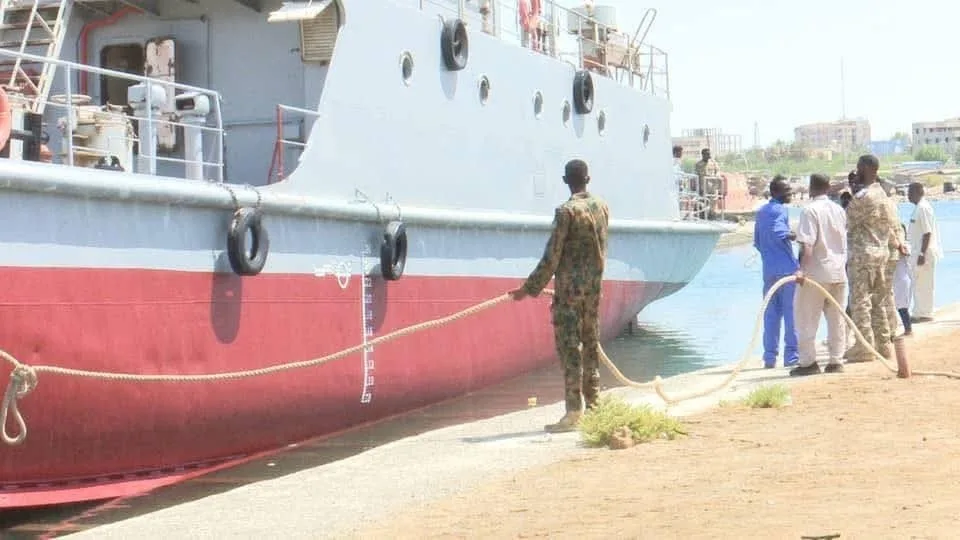 الباخرة زمزم