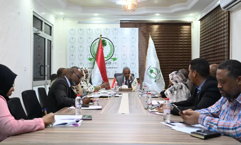 تدشين العمليات الجراحية بمستشفى الوالدين للعيون بأم درمان وزارة الصحة السودانية