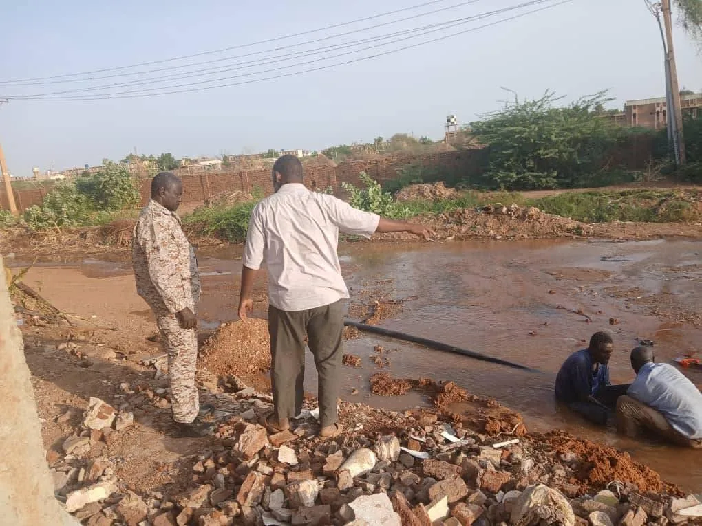والي الخرطوم مياه الثورات