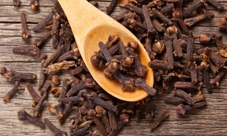 زيت القرنفل