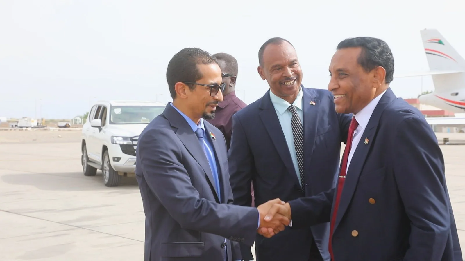 كامل ادريس 1