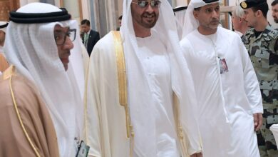 الامارات - الامارات توقف تاشيرات العمل و السياحة للسودانيين