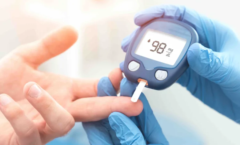 نصائح طبية لضبط سكر الدم في أسبوعين فقط بدون أدوية فحص سكر الدم